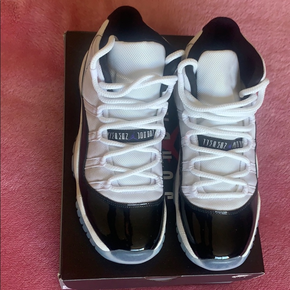Grade School Jordan 11 Retro (2018)